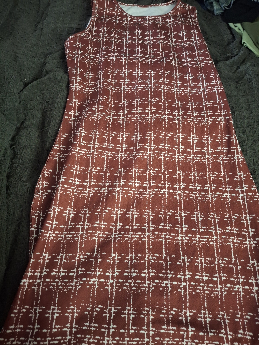 Sleeveless Rust-White Patterned Midi Dress